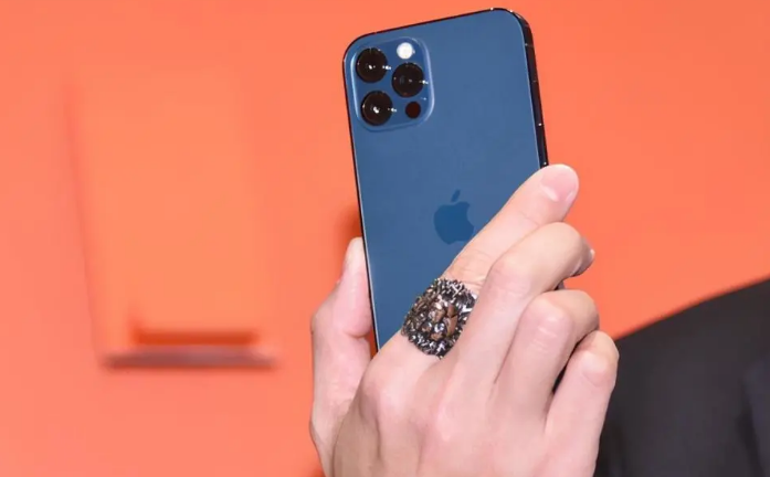 泰和苹果手机维修分享iPhone12系列重启方法教程 